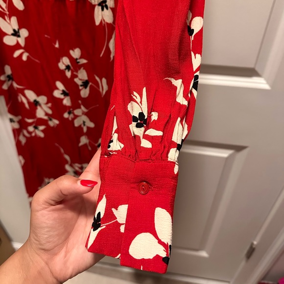 New Look long sleeved floral dress in red pattern - Picture 7 of 8